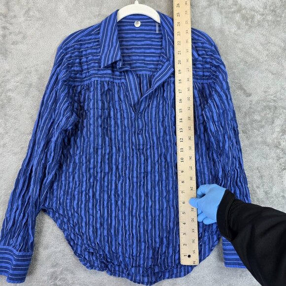Margaret O'Leary Shirt Womens Medium Blue Striped Crinkle Button Front Top - Picture 4 of 9